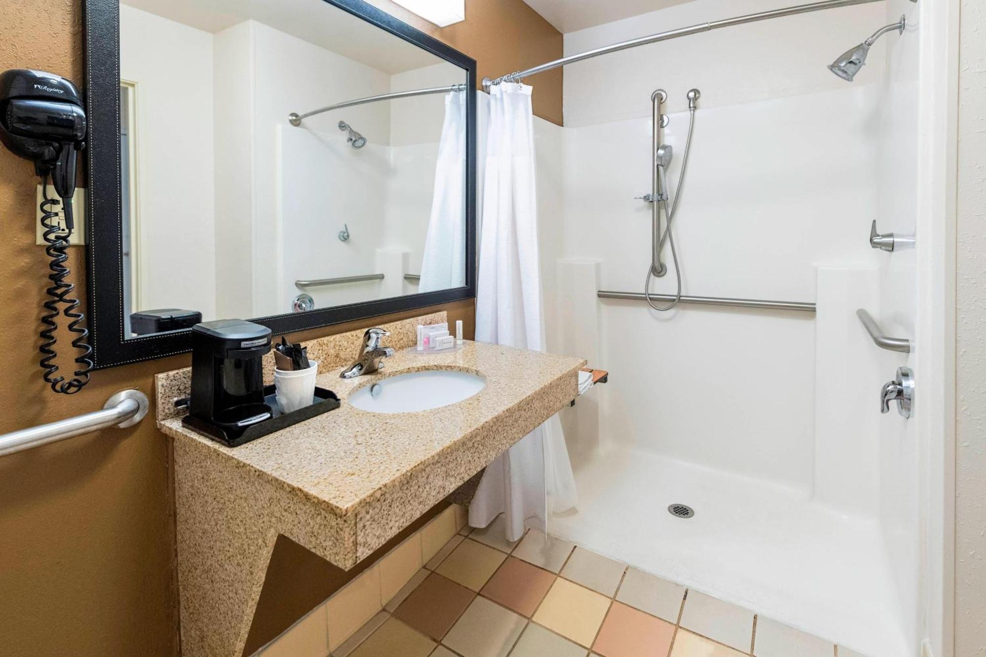 Fairfield Inn & Suites Marianna Eksteriør bilde