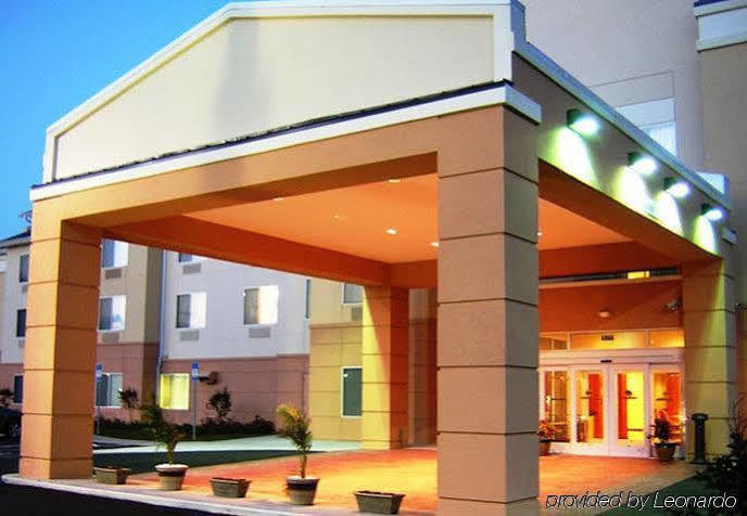 Fairfield Inn & Suites Marianna Eksteriør bilde